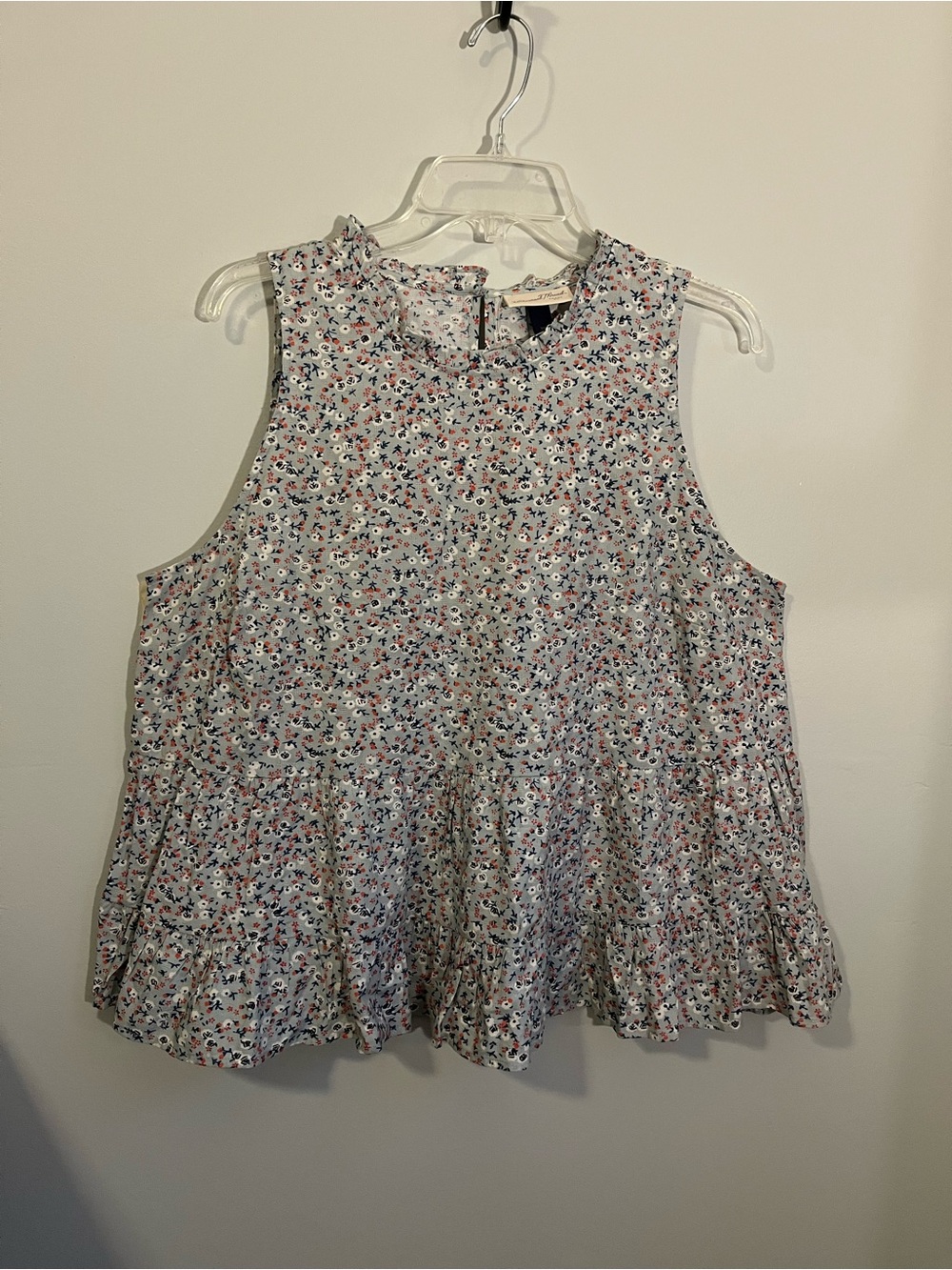 UNIVERSAL THREAD nwt Floral Tiered Sleeveless Ruffle Tank Top in Light Blue